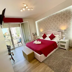 Arbi Venice Station Guest house