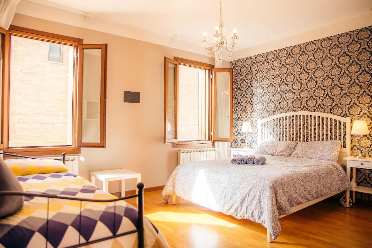 Your Room To Visit Venice Marco Polo 10 Min Mestre 0*,  Italy